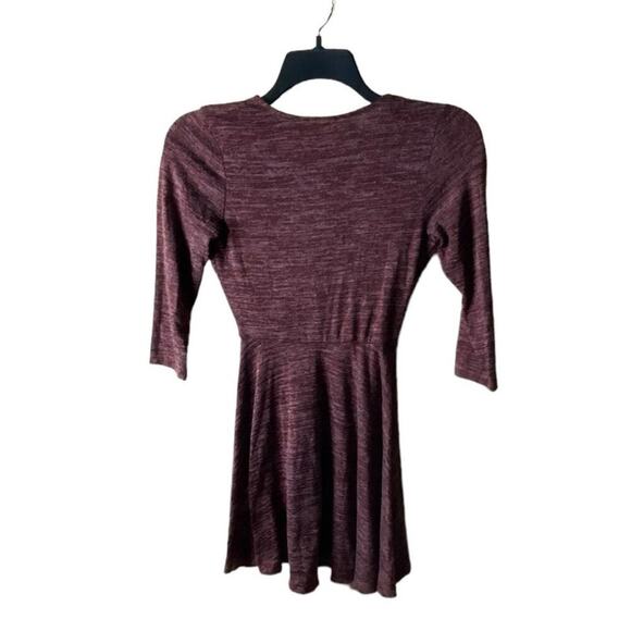 Mossimo Faux Wrap Mini Dress Womens Small 3/4 Sleeves Deep V-Neck Stretch Flowy - Picture 2 of 7